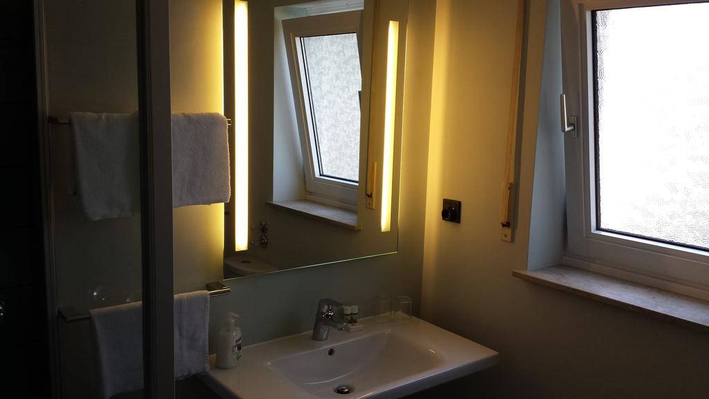 Hotel Henry 3*